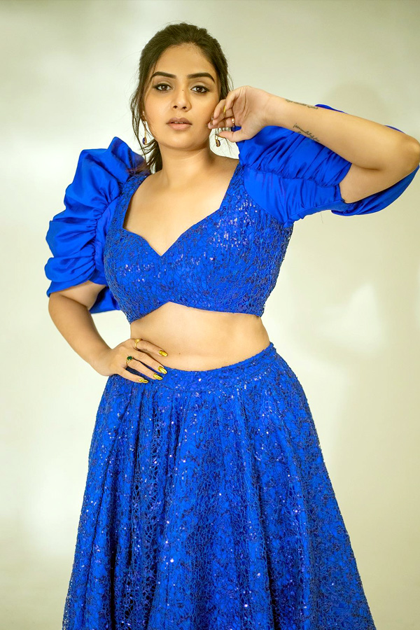 Sreemukhi-11.jpg 13