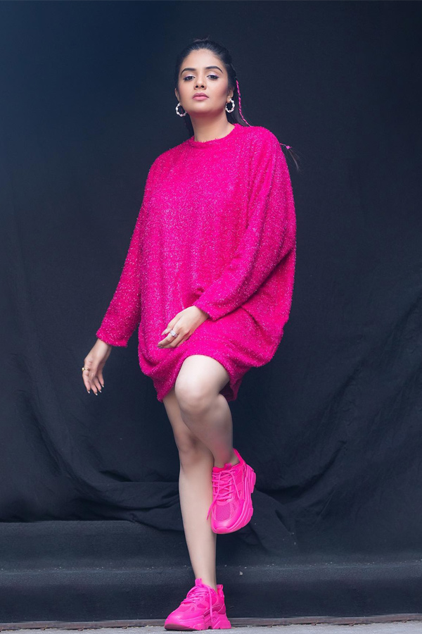 Sreemukhi-8.jpg 10