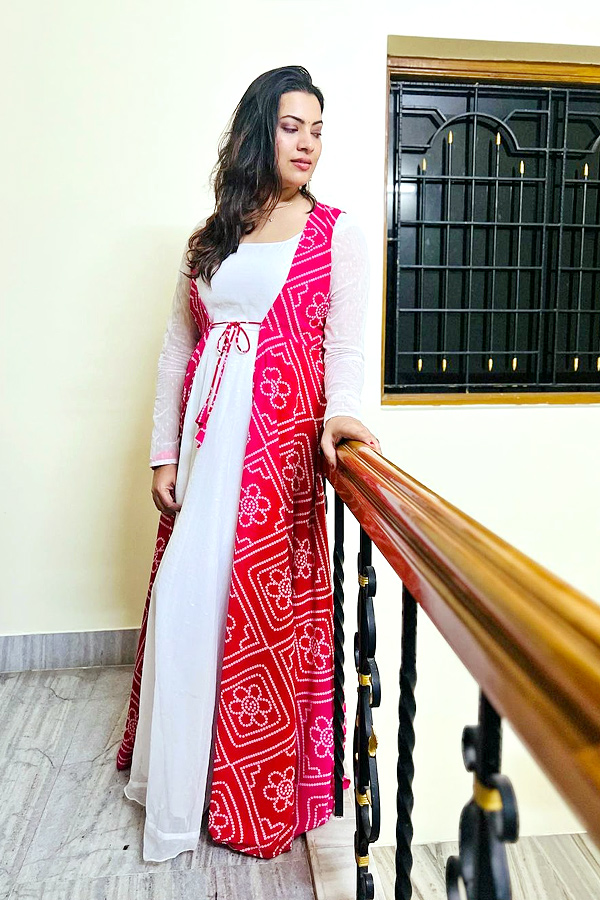 Geetha-Madhuri-10.jpg 11
