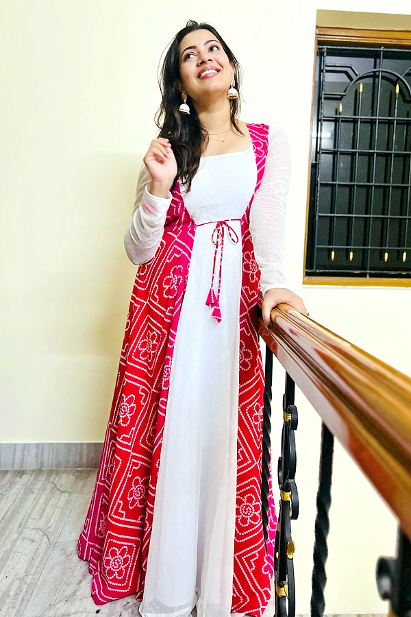 Geetha-Madhuri-11.jpg 12
