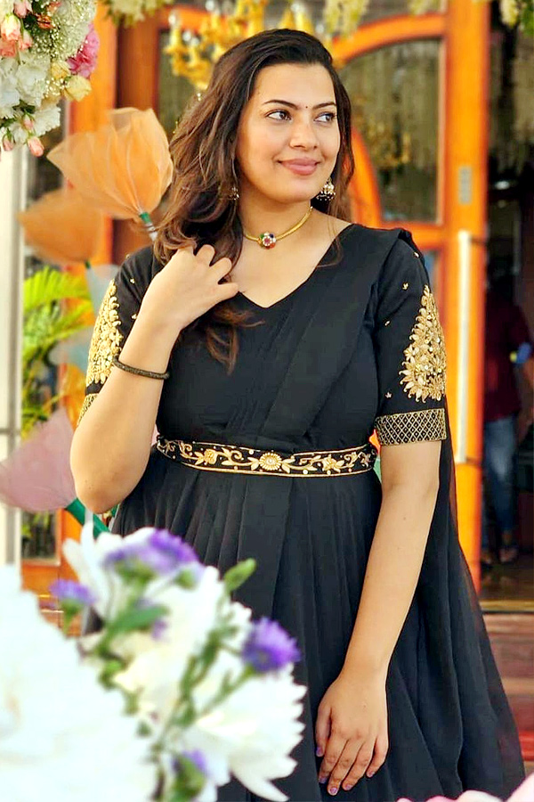 Geetha-Madhuri-12.jpg 13