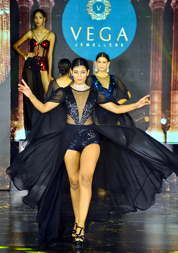 Models_20Ramp_20Walk_20in_20Vijayawada-13.jpg 13