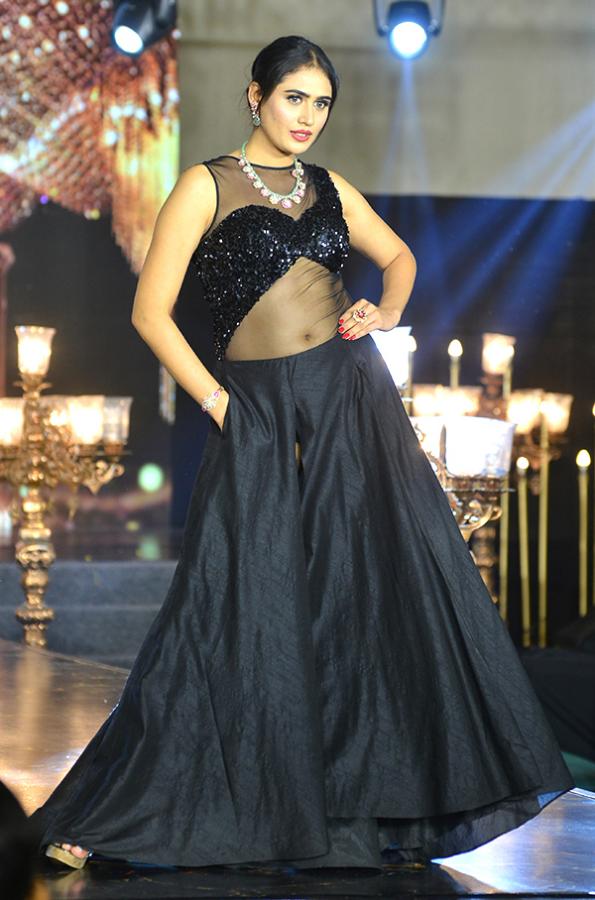 Models_20Ramp_20Walk_20in_20Vijayawada-7.jpg 7