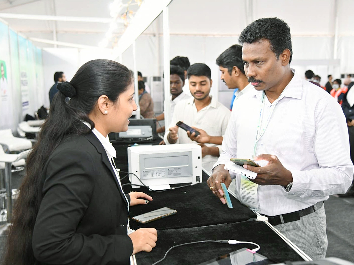 CM_20YS_20Jagan_20inaugurates_20Andhra_20Pradesh_20Global_20Investors_20Summit_202023_25.jpg 24