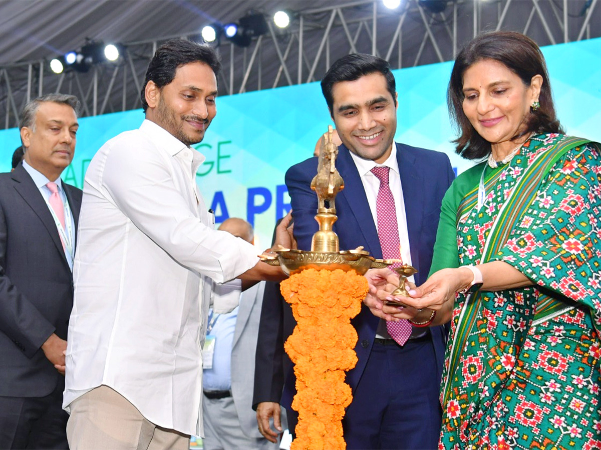 CM_20YS_20Jagan_20inaugurates_20Andhra_20Pradesh_20Global_20Investors_20Summit_202023_7.jpg 7