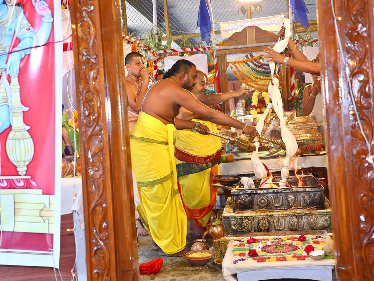 Yadagirigutta_20Narasimha_20Temple_20Brahmotsavams_202023-18.jpg 15