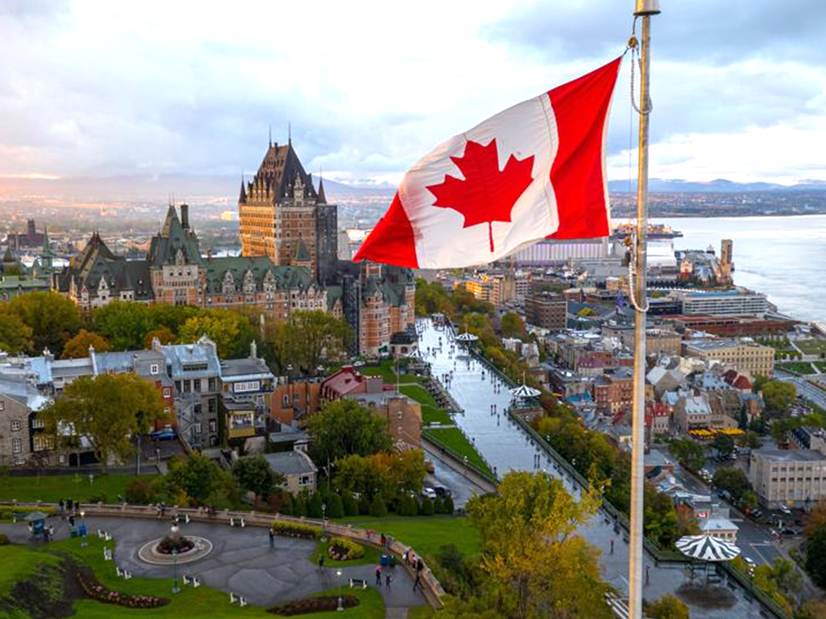 003_20canada.jpg 3