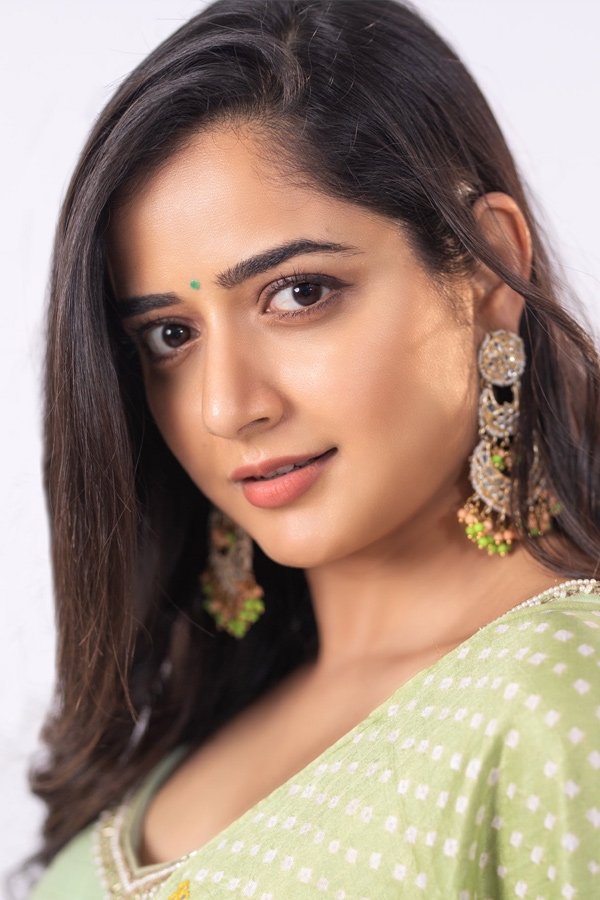 Ashika-Ranganath-4.jpg 6