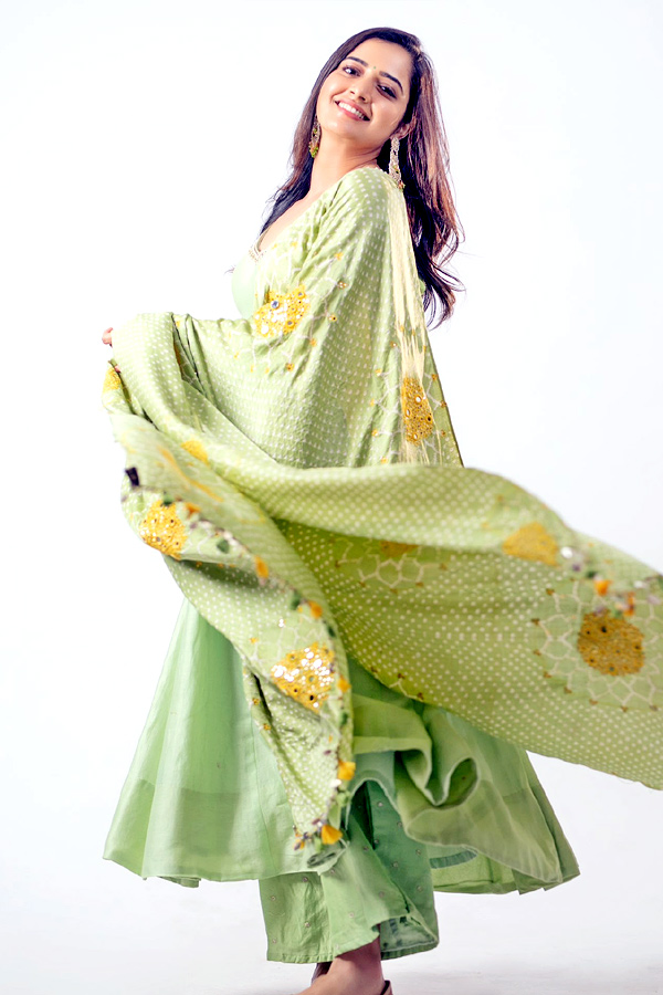 Ashika-Ranganath-6.jpg 8