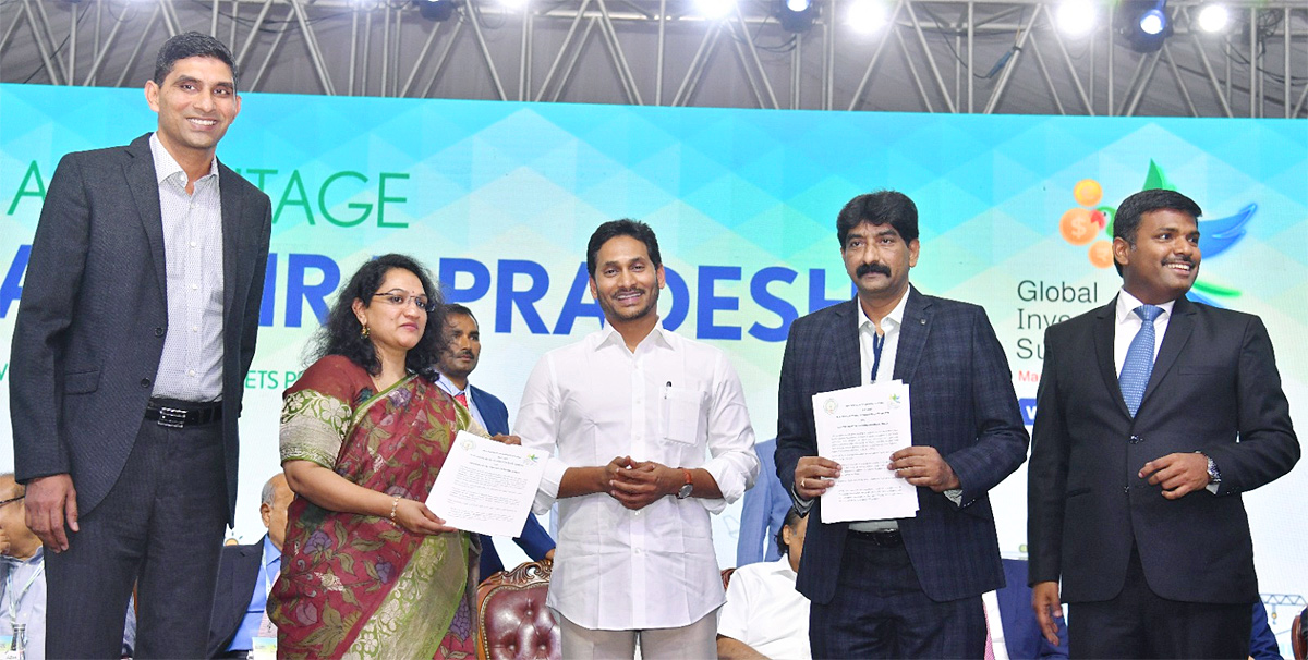 Visakha_20GIS_20MoU_20with_20leading_20companies-21.jpg 21