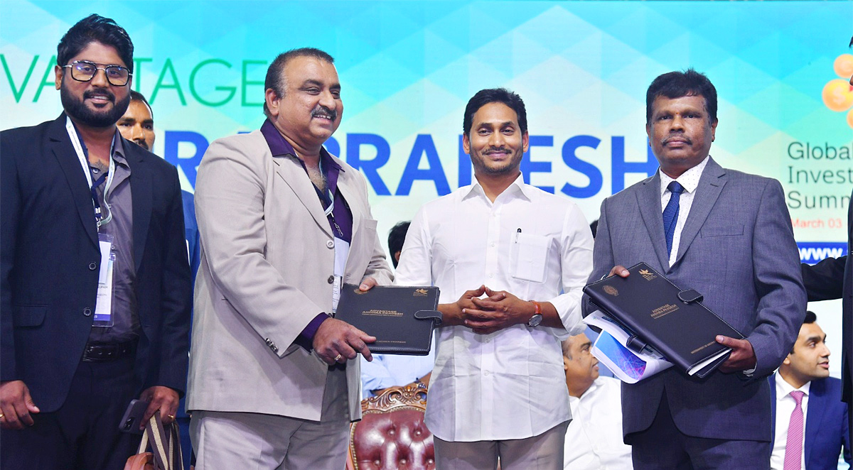Visakha_20GIS_20MoU_20with_20leading_20companies-33.jpg 33