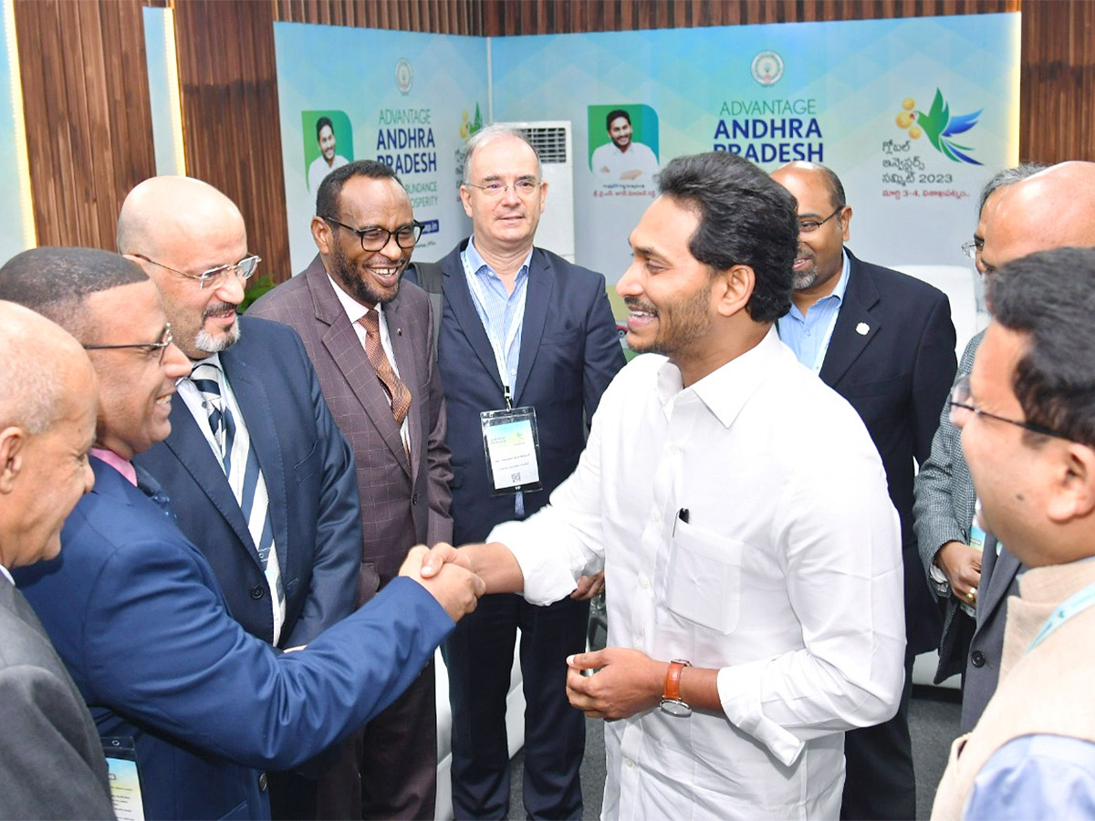Visakhapatnam_20Global_20Investors_20Summit_20Second_20Day_20Photos-11.jpg 11