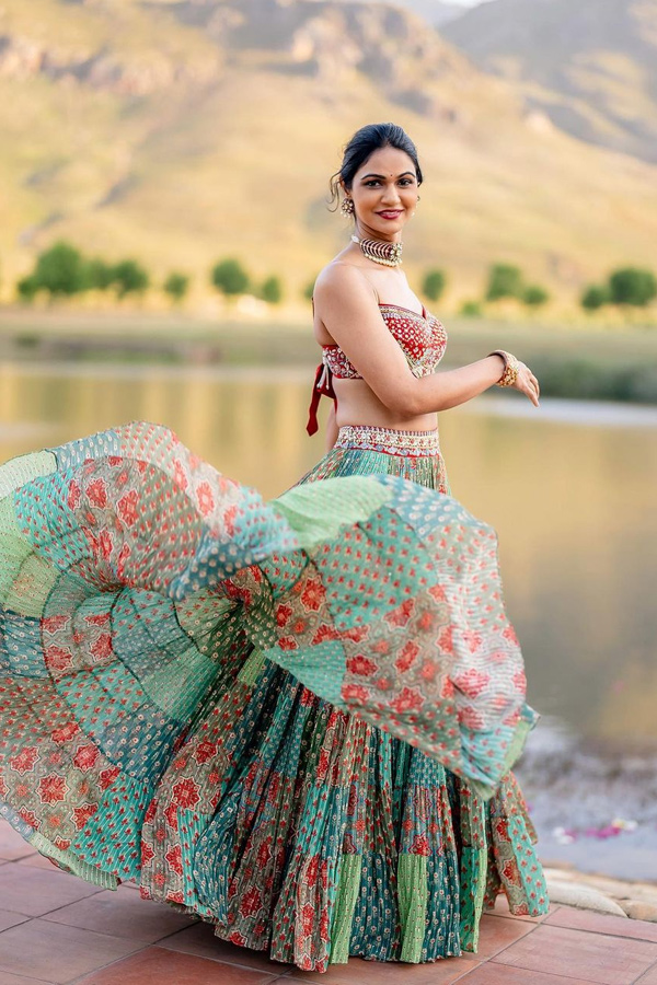 AlluSnehaReddy-10.jpg 16