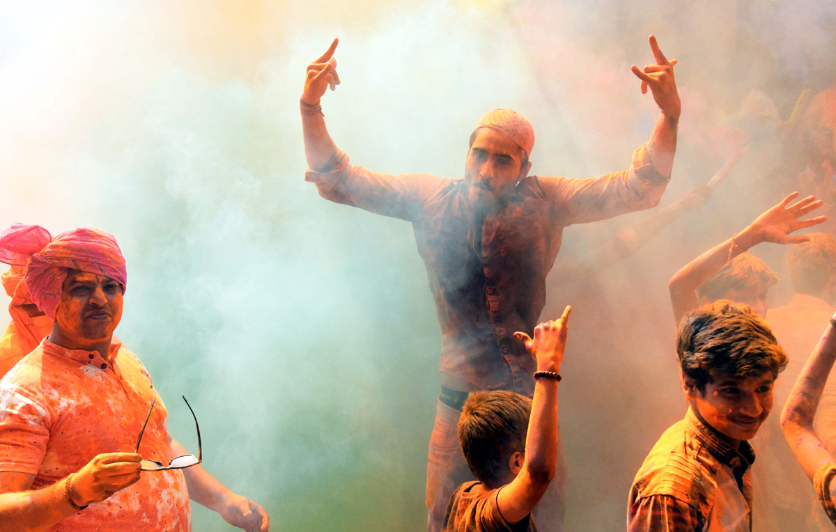 BEGAM-BAZAR-HOLI-_286_29.jpg 6