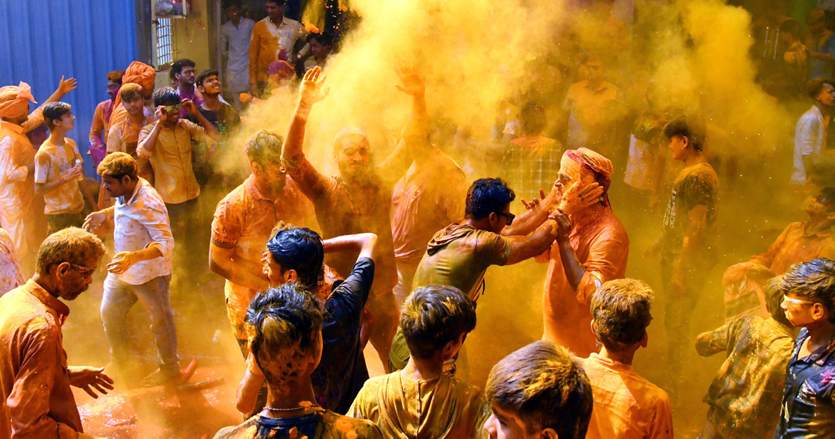 BEGAM-BAZAR-HOLI-_288_29.jpg 8