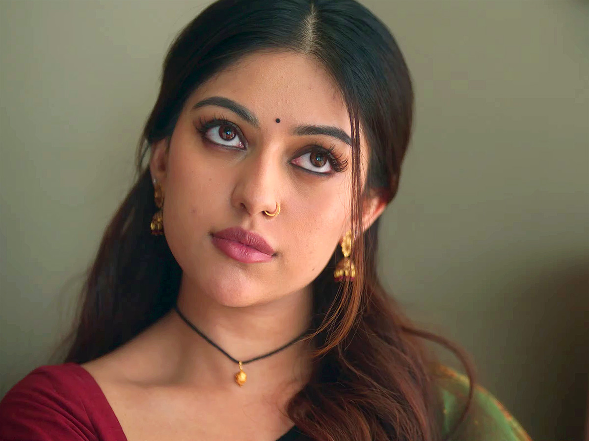 Ravi_20Teja_20Ravanasura_20Stills_20HD_20Images-14.jpg 14