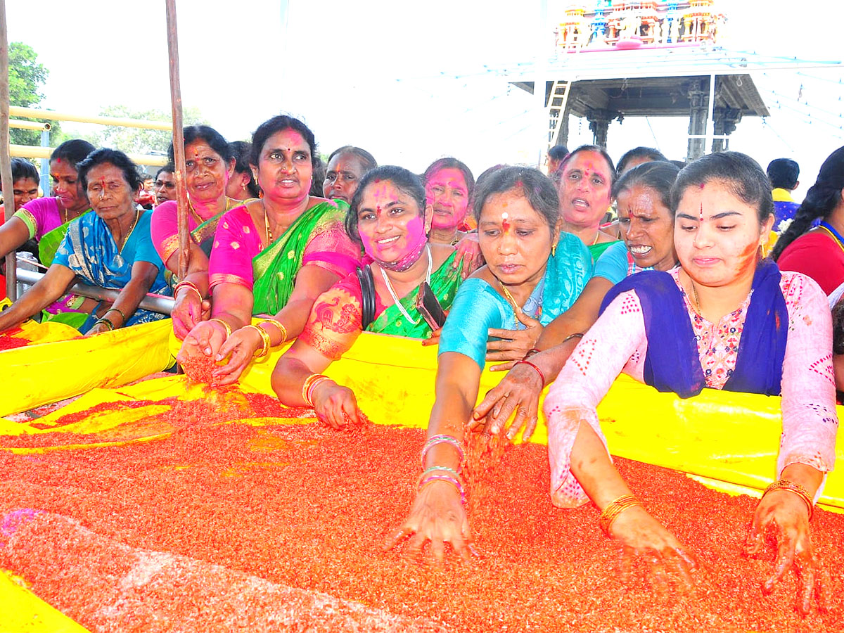 Vasanthotsavam_20at_20Bhadradri_20temple_20Photos-14.jpg 14