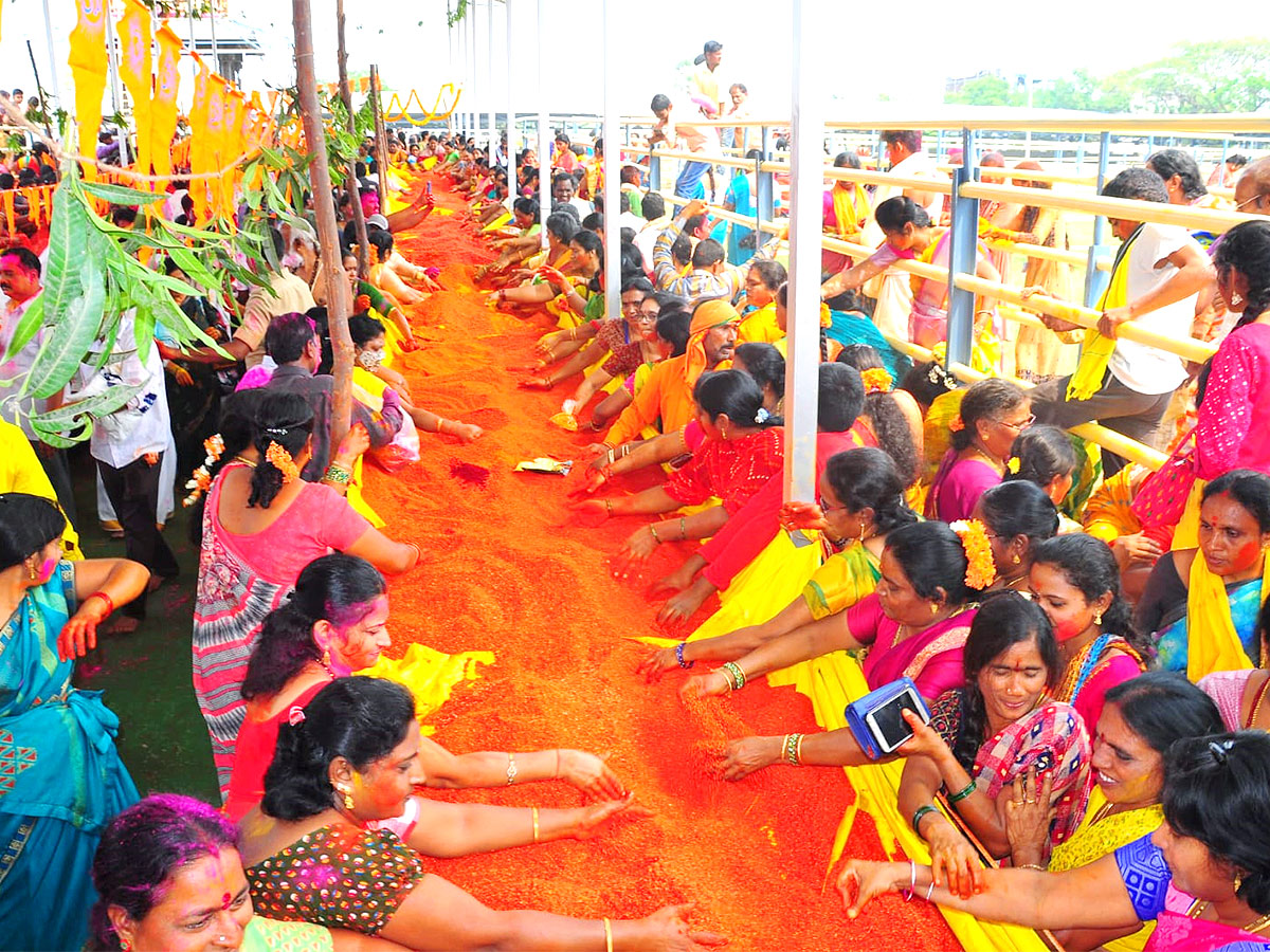Vasanthotsavam_20at_20Bhadradri_20temple_20Photos-3.jpg 3