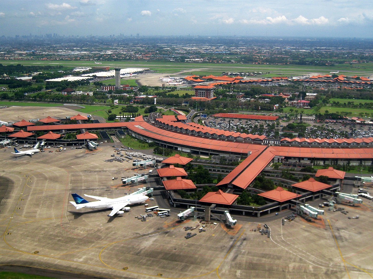 010_20INDONESIA-Soekarno-Hatta_20International_20Airport.jpg 11