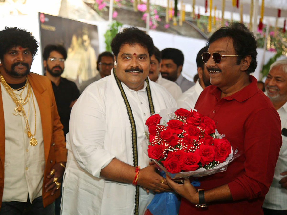 Kiran_20Abbavaram_20New_20Movie_20Opening_20Photos_13.jpg 14