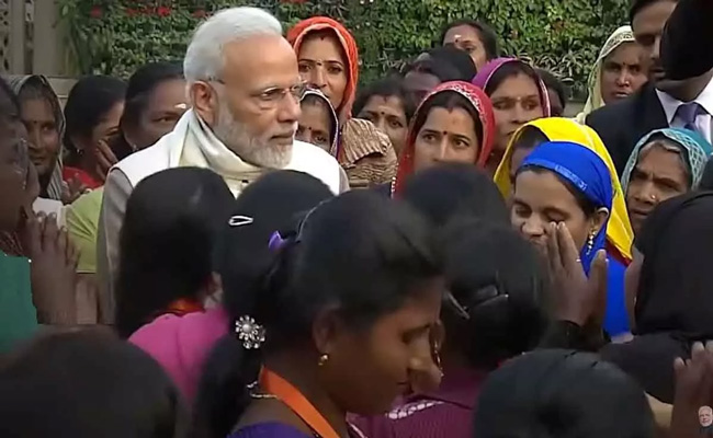 modi-womens.jpg