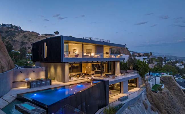mansion_0.jpg