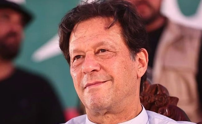 Imran_Khan_Relief.jpg