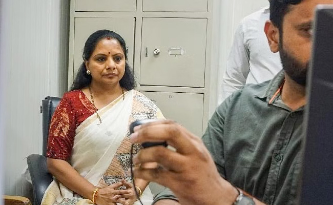 MLC-kavitha.jpg