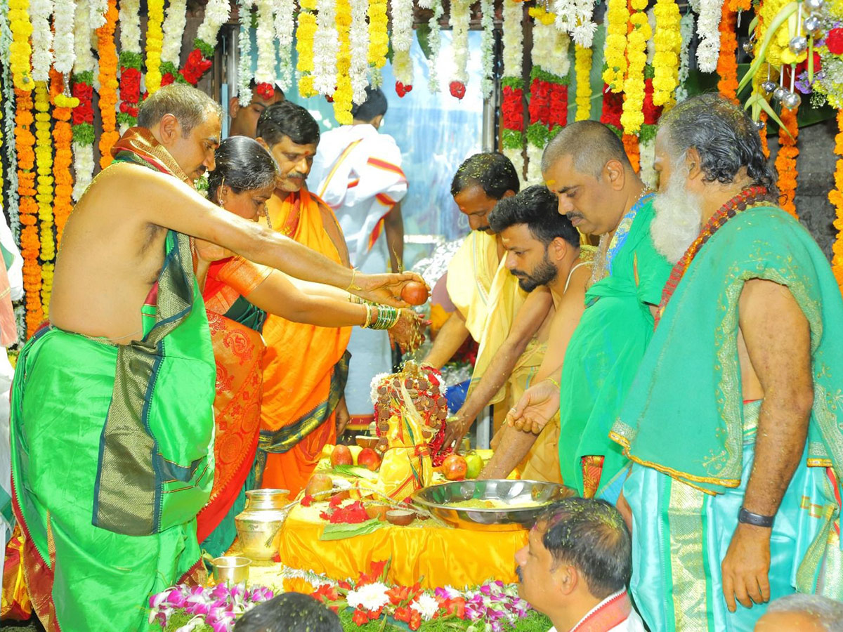 Shiva_20Kalyanam_20Mahotsav_20Celebrations_20in_20Raja_20Rajeshwara_20Temple-1.jpg 1