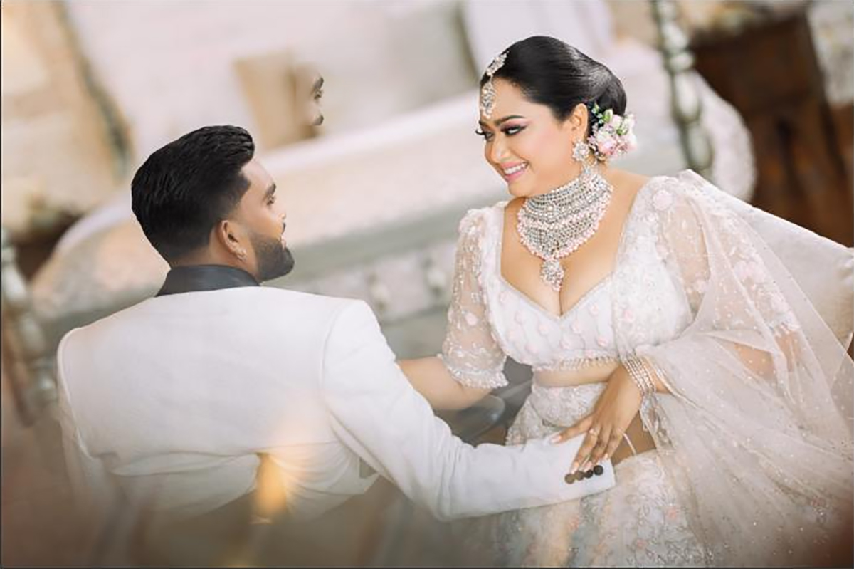 Sri_20Lankan_20Cricketer_20Wanindu_20Hasaranga_20Wedding_20Pics-4.jpg 4