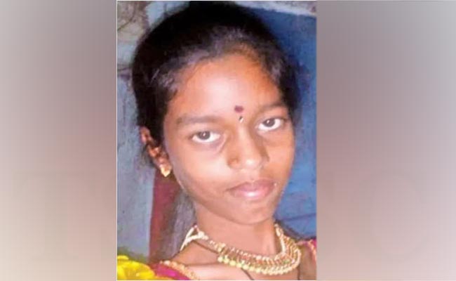 navaneetha.jpg