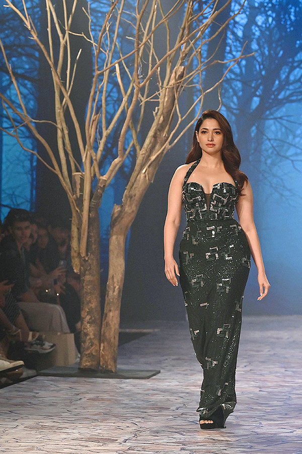 Lakme_20Fashion_20Week_202023_20Mumbai_20.jpg 20