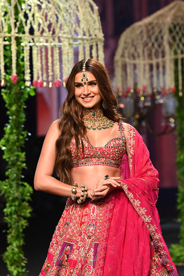 Lakme_20Fashion_20Week_202023_20Mumbai_9.jpg 9