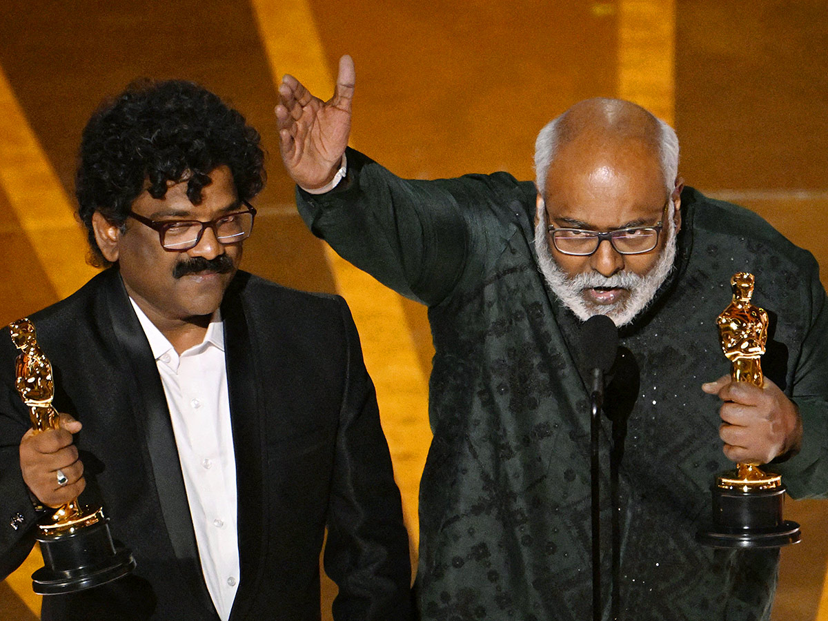 Oscar_20Awards_202023_20WIN_20Naatu_20Naatu_20Song_20Photos-8.jpg 8
