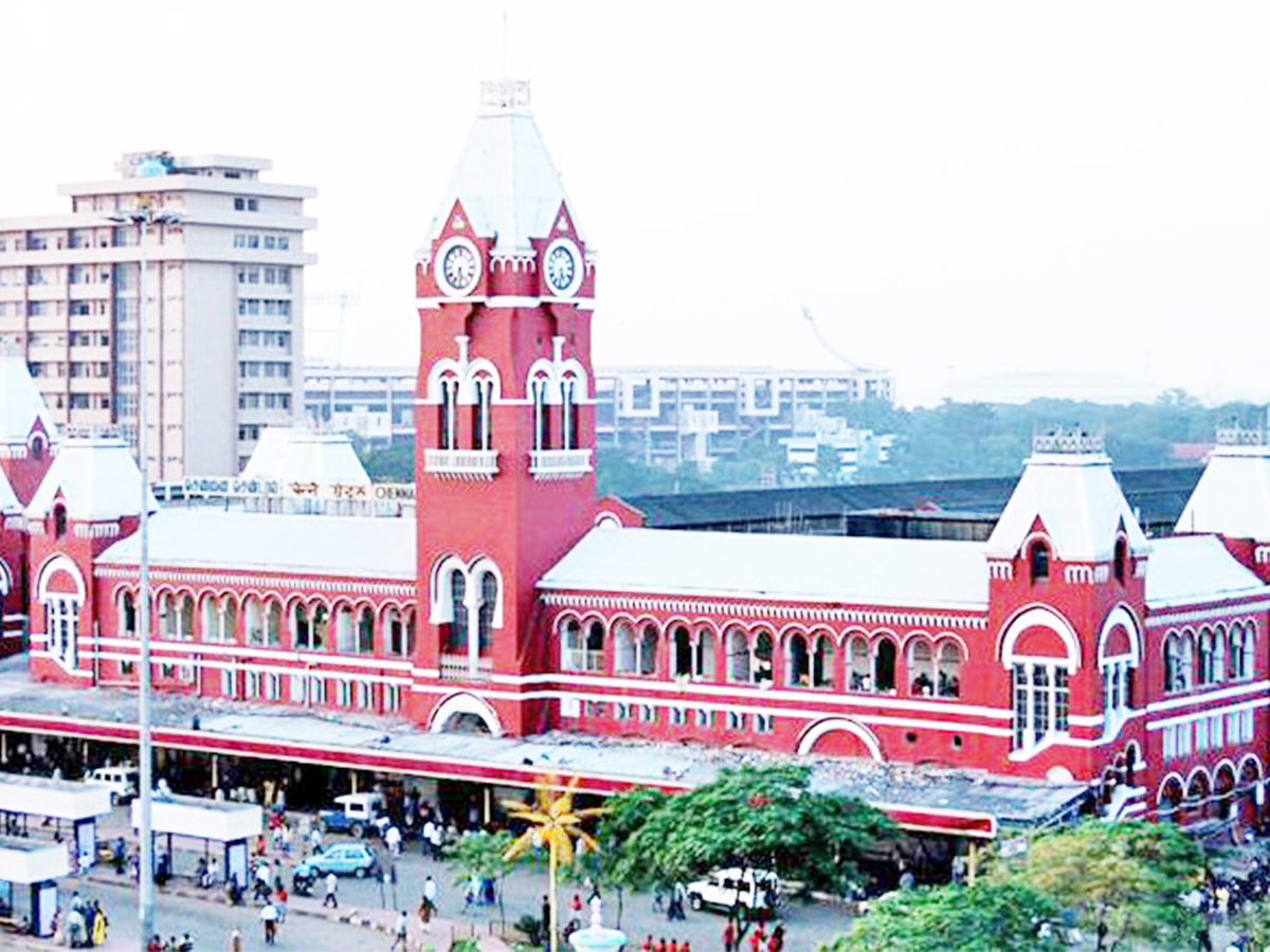 005_20chennai_20central_20railway_20station.jpg 6