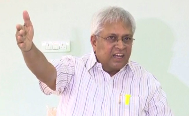 Vundavalli-Arun-Kumar.jpg