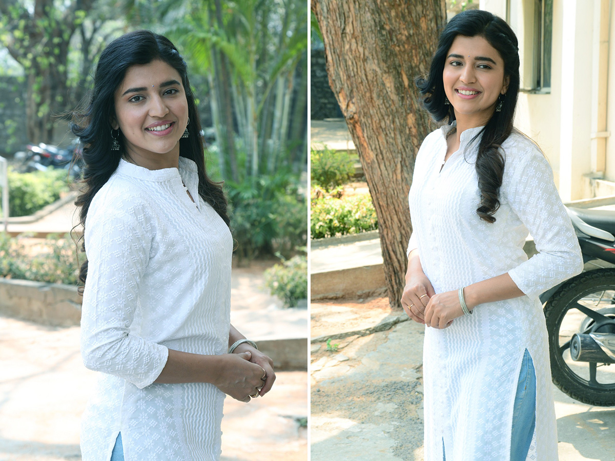 Actress_20Chitra_20Shukla_20Latest_20Pics_1.jpg 1