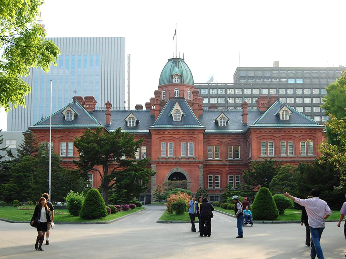 010_20SAPPORO_2C_20JAPAN.jpg 11