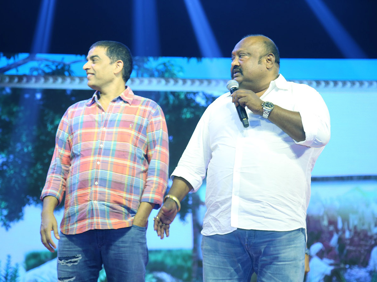 Balagam_20Movie_20Success_20meet_20at_20Karimnagar_20Pics_22.jpg 22