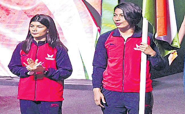 NIKHAT-OPENS.jpg