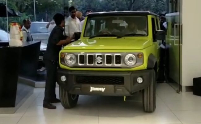 jimny_205doors.jpg