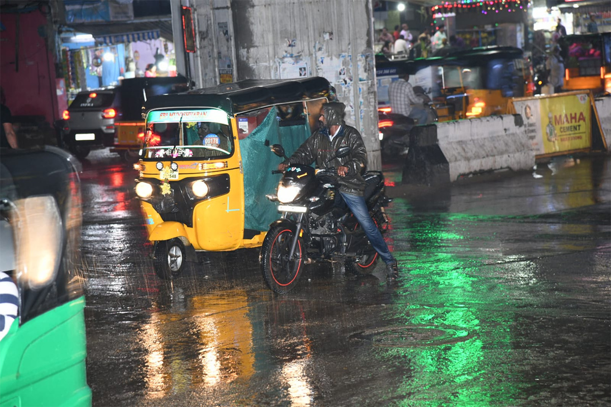 Heavy_20Rain_20in_20Tirupati_20Photos_4.jpg 4