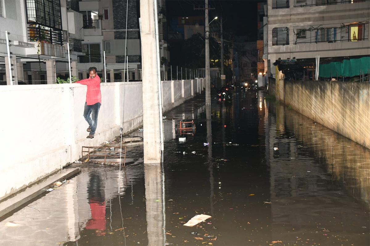 Heavy_20Rain_20in_20Tirupati_20Photos_6.jpg 6