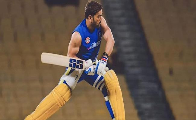 dhoni.jpg