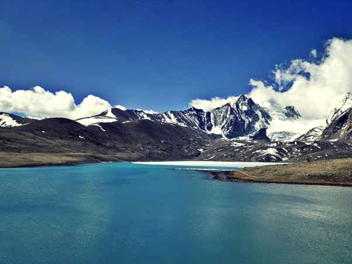 004_20GURUDONGMAR_20LAKE_2C_20SIKKIM.jpg 5
