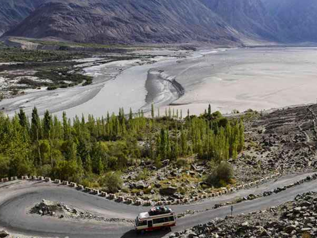 007_20Nubra_20Valley_2C_20Ladakh.jpg 8