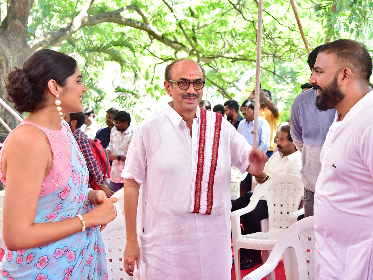Allari_20Naresh_2061st_20Movie_20Opening_20Photos_12.jpg 13
