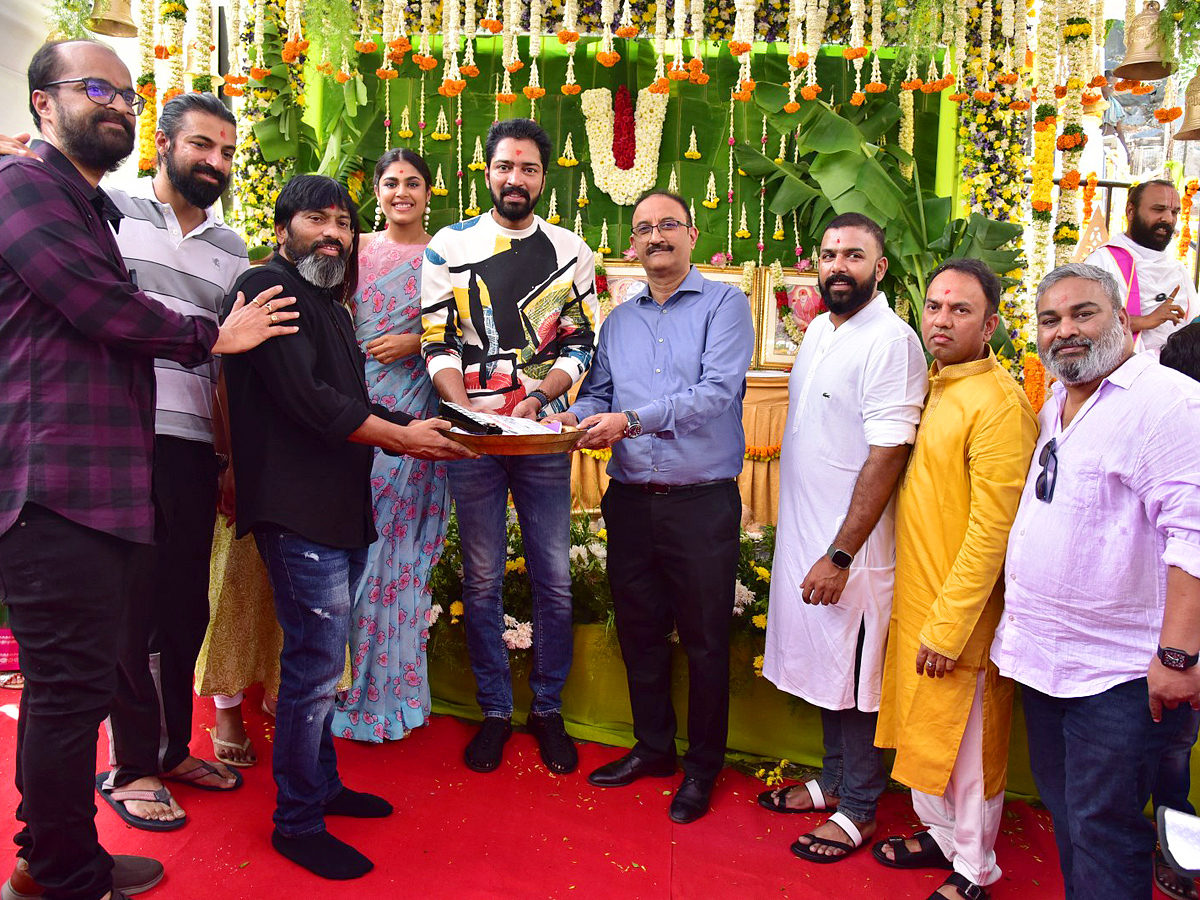 Allari_20Naresh_2061st_20Movie_20Opening_20Photos_3.jpg 4