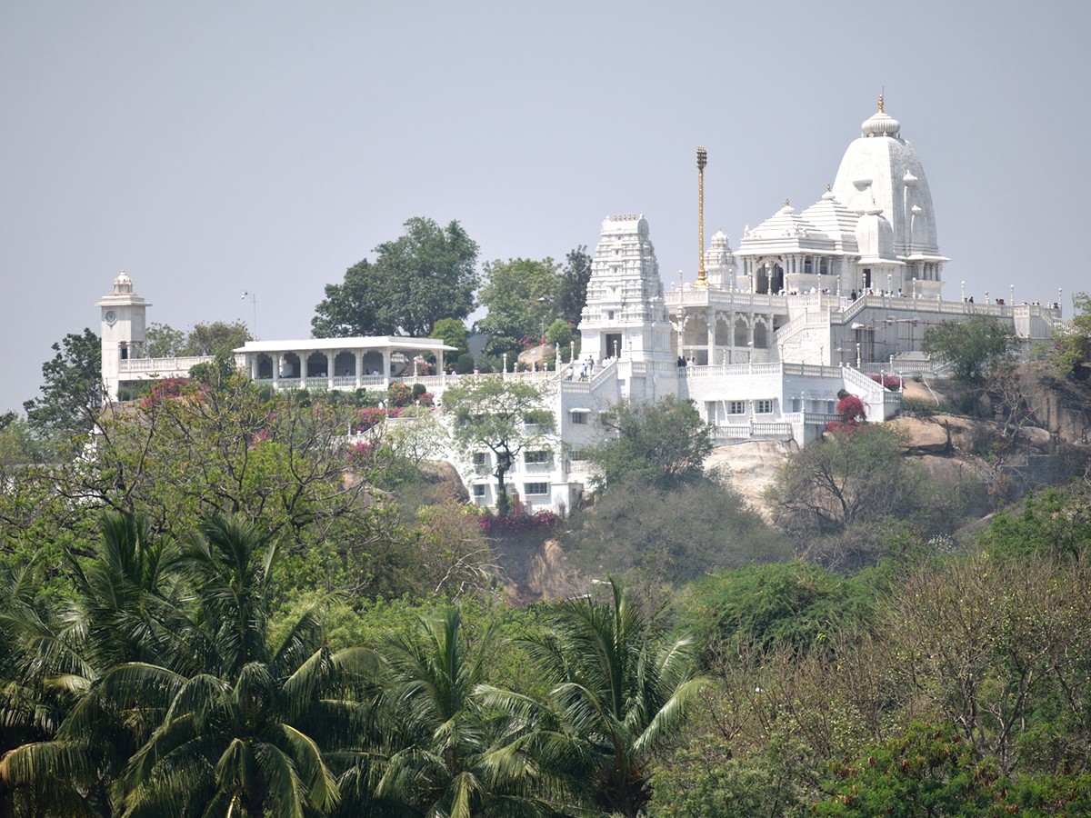 001_20Birla_20Mandir.jpg 2