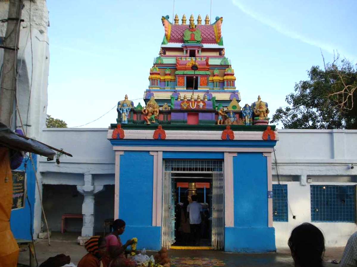 007_20Chilkur_20Balaji_20Temple.jpg 8